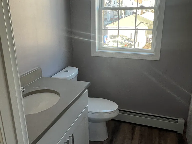 54 Barr St #A — Photo 7