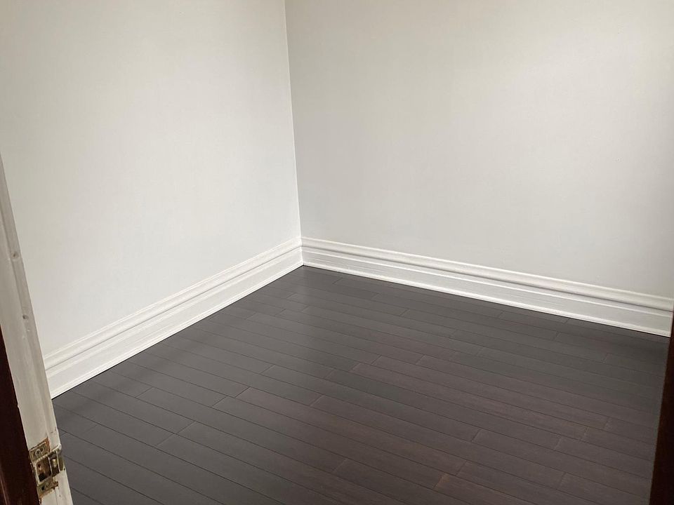 1st image of 2815 W Barry Ave Floor 2