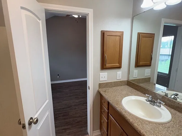 2602 Alexander Valley Ct — Photo 10