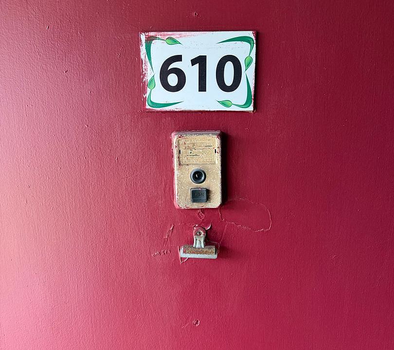 1st image of 700 Chateau Dr #616
