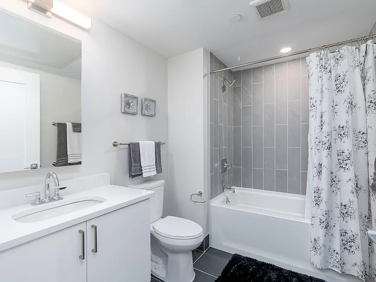 605 Concord at Fresh Pond — Photo 16