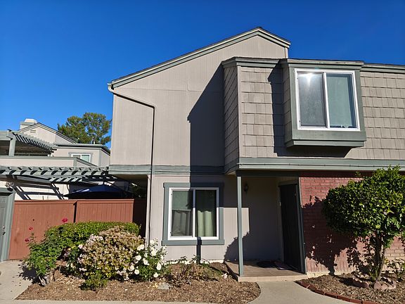 3rd image of 1120 Cleghorn Dr Unit B