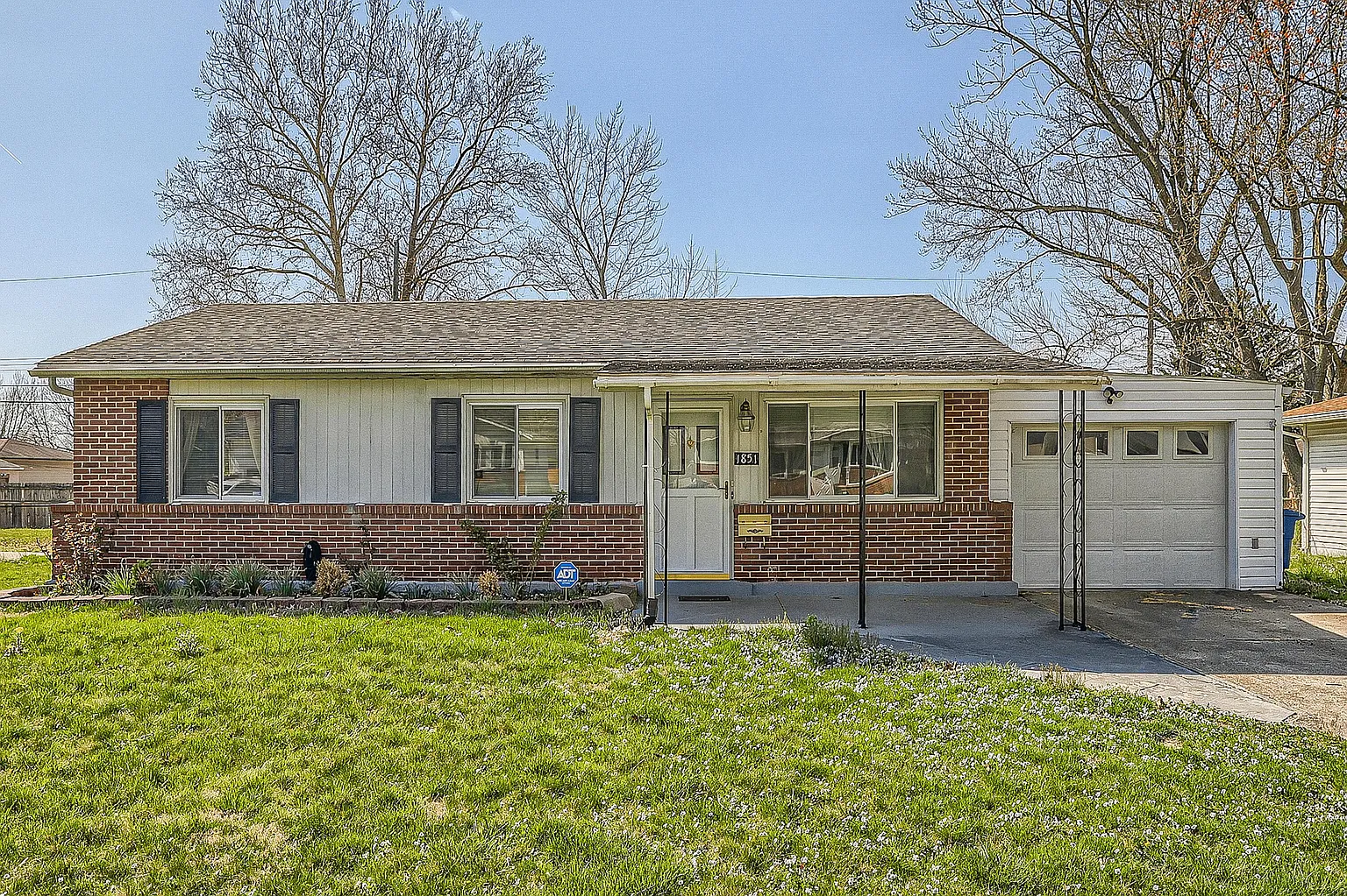 1851 Fleming Rd photo 1