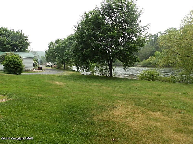 2nd image of 286 Main Rd