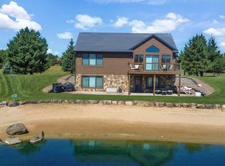 N8062 15th Ave, New Lisbon, WI 53950