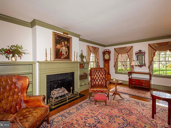 2nd image of 168 Landon Ln