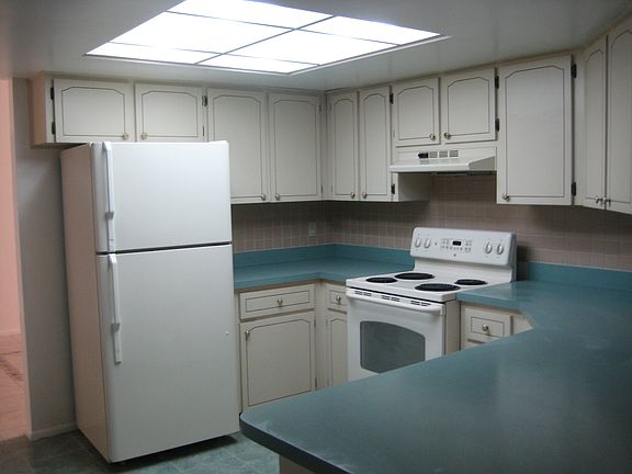 2nd image of 8054 Wooden Dr