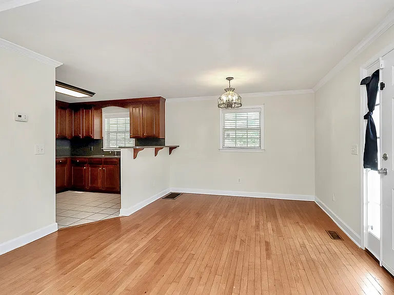 1005 Rainbow Dr — Photo 12