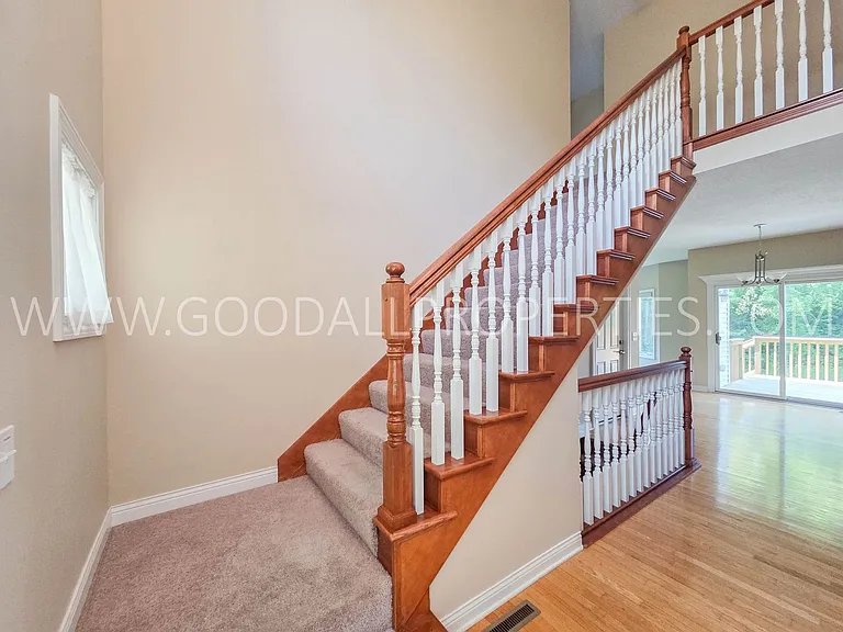 14405 Clearview Ln — Photo 9
