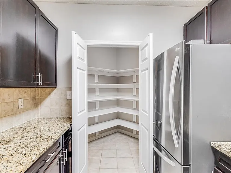 1250 Parkwood Cir SE #2201 — Photo 9