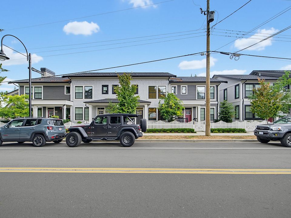 1st image of 9122 King St #36