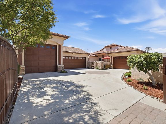 2nd image of 1220 E Copper Court