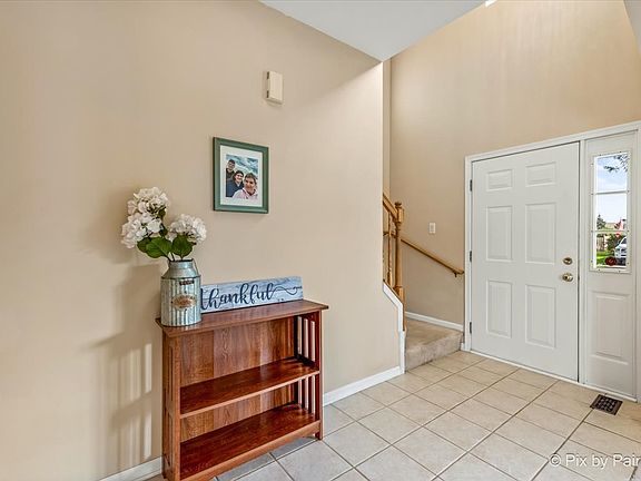 4th image of 5071 Thistle Ln