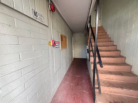 3rd image of 445 Kalaimoku St APT 101