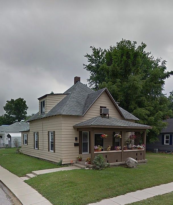 1st image of 1101 S 21st St