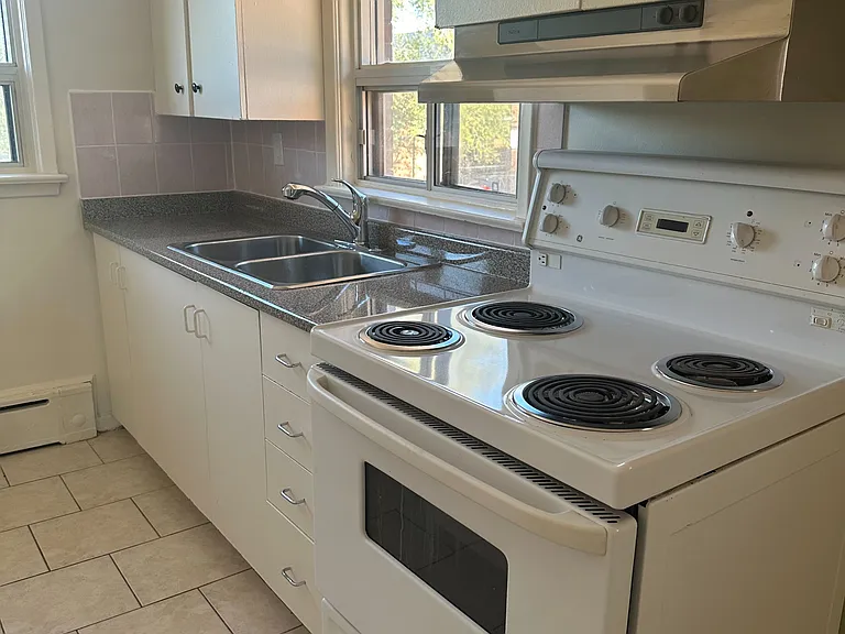 150 Portland St #3 — Photo 6