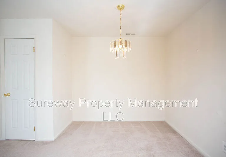 2147 Harbour Dr — Photo 15