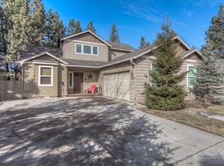 19501 SW Fishhawk Loop, Bend, OR 97702