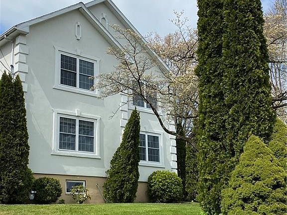 2nd image of 70 Sherwood Dr