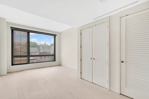 Rented by Bond New York | media 20