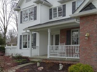 3919 Colonial Ct, Rocky River, OH