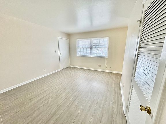5th image of 1609 Orchard St APT 2