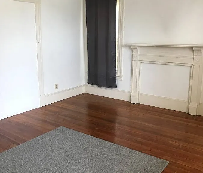 10 Lincoln Ave #2 — Photo 1