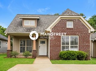 181 Creekstone Trl, Calera, AL 35040