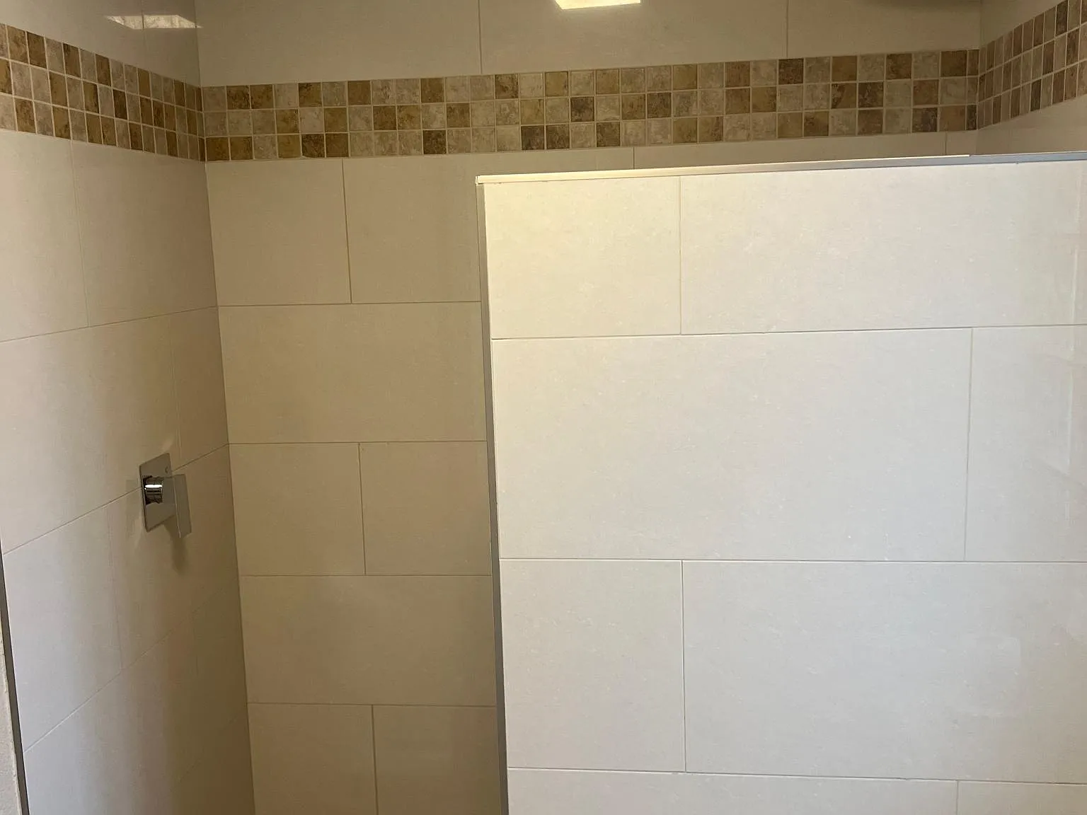 1418 Daniels Cove Dr — Photo 3