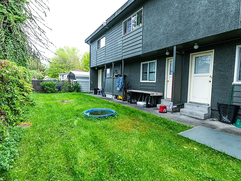 619 1st Ave S — Photo 53