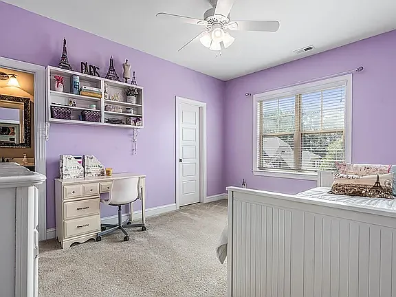 5 bed, 4161 sqft, $900 — Photo 4
