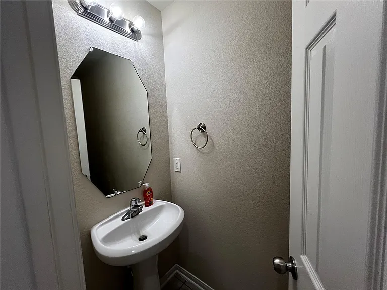 10621 Sunflower Dr — Photo 29
