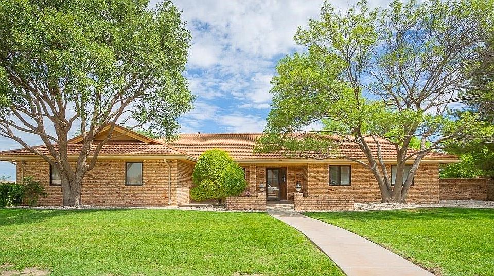 1st image of 1 Vista Parkway Cir