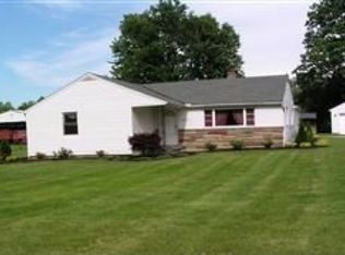3229 Center Rd, North Perry, OH 44081