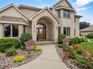 2516 Van Rite Ct, Green Bay, WI 54311