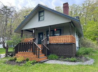 187 Bath Rd #1, Wiscasset, ME 04578