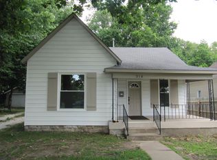 914 N National Ave, Springfield, MO 65802