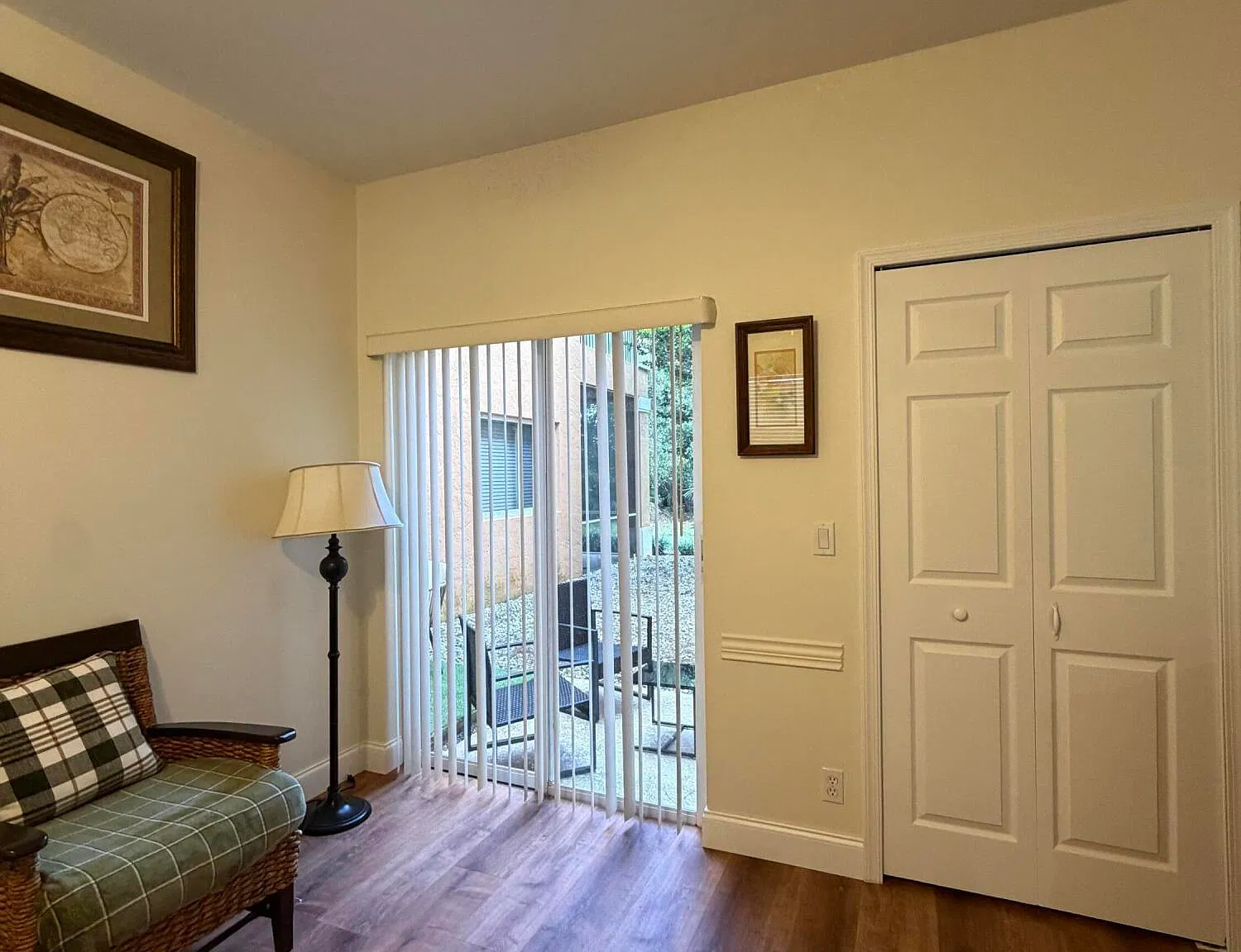 Studio, 1.0 bath, 450 sqft, $1,300 — Photo 4