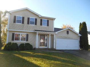 4623 Southhampton Dr, Island Lake, IL 60042