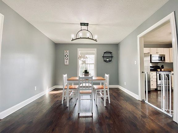 5th image of 1241 Salem Cir