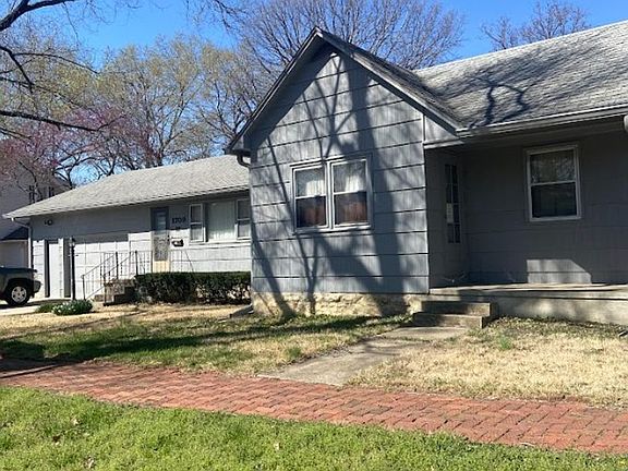 1709 Tennessee St, Lawrence, KS 66044 | Zillow