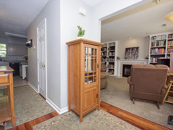 4th image of 1442 Carrie Belle Dr