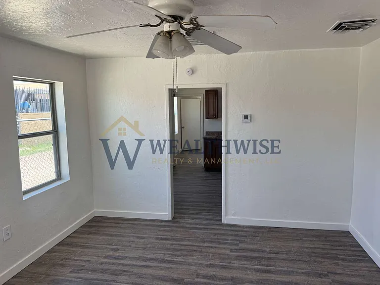 19 W Michigan Dr #A — Photo 16