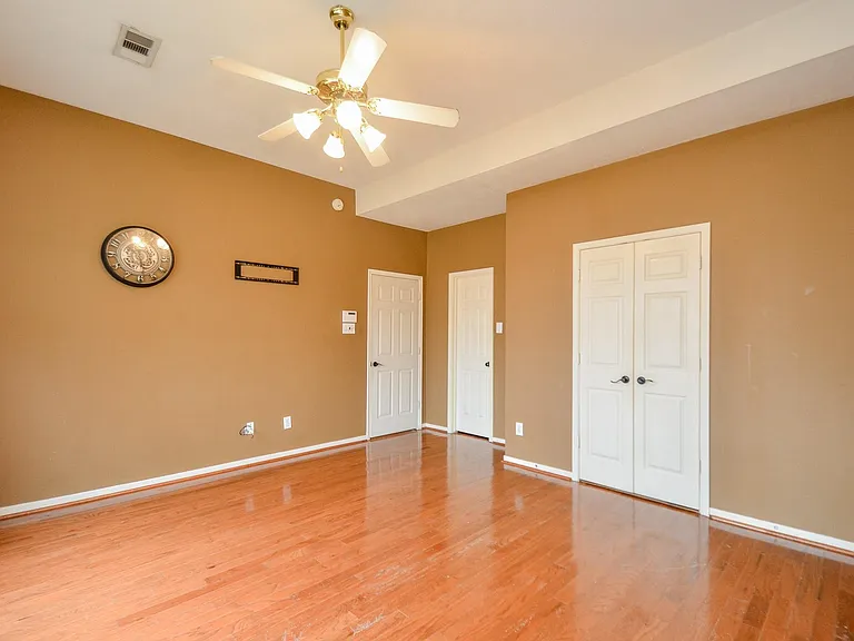 12811 Candace Ct — Photo 16