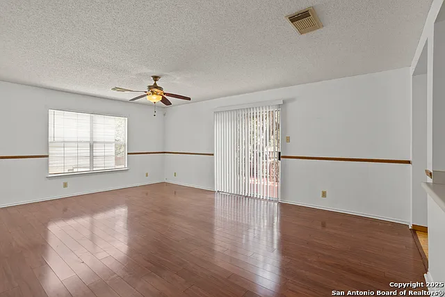 10138 Sandbrook Hl — Photo 11