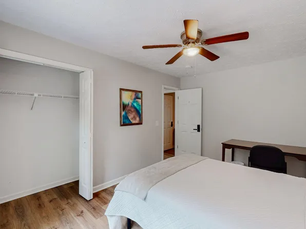 (undisclosed Address), Woodstock, GA 30188