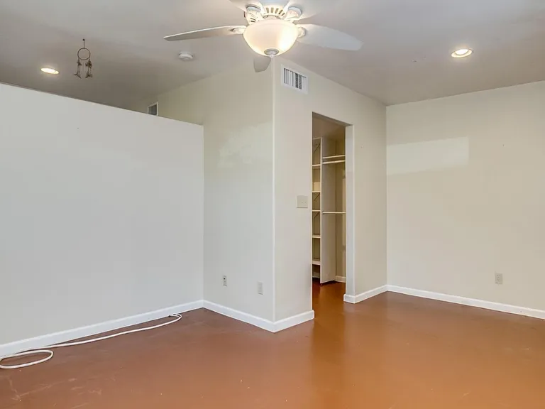 3913 E Montecito St — Photo 18