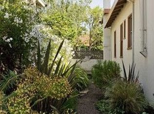 6675 Chabot Rd, Oakland, CA 94618