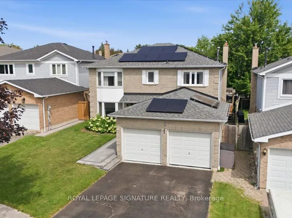 50 Lumsden Cres, Whitby, ON L1R 1G5