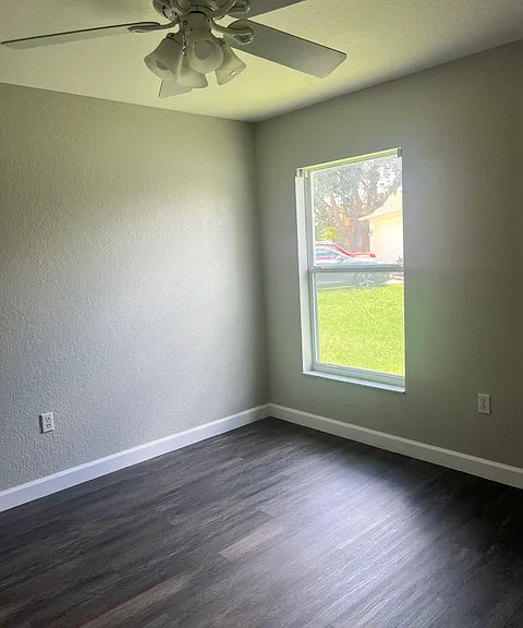 1650 Meadows Pond Dr — Photo 14
